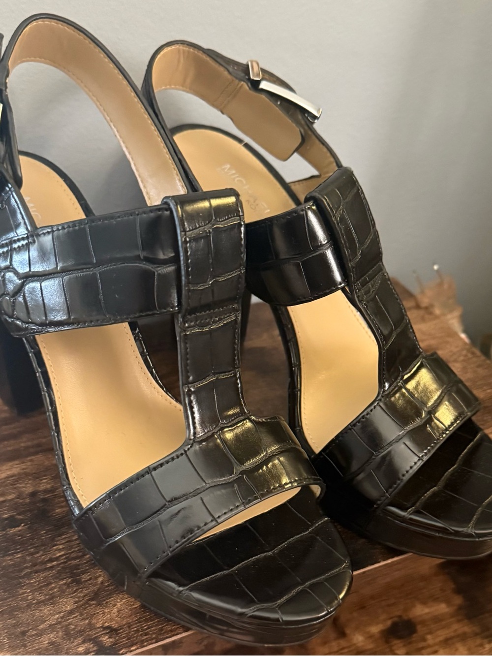 Michael Kors Black Croc-Embossed Leather Block Heel Sandals size 8